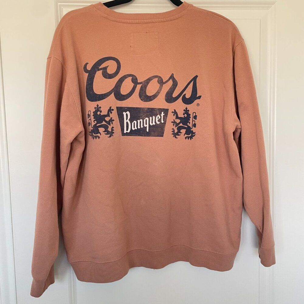 Coors Banquet Sweatshirt Women L Pink Long Sleeve Pullover Graphic Beer Crewneck - Picture 3 of 7